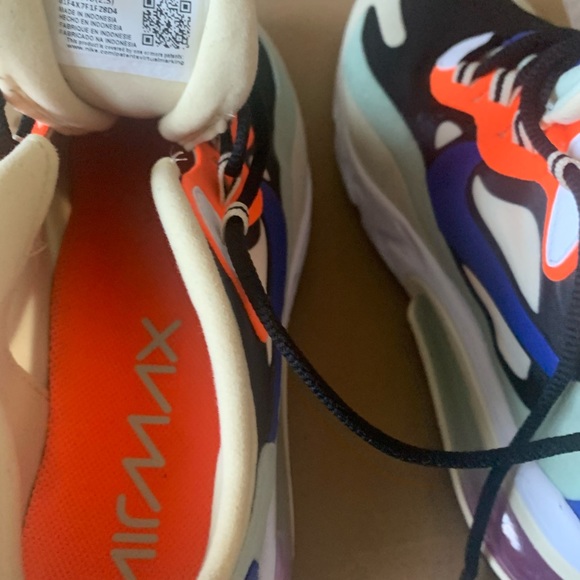 Nike Air Max 270 React size 7 - Picture 4 of 8